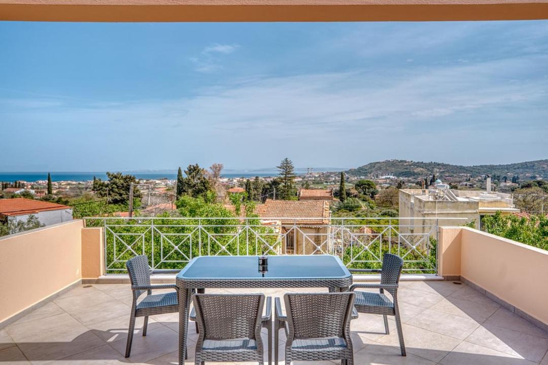 Photo of Patio Balcony in Kambos