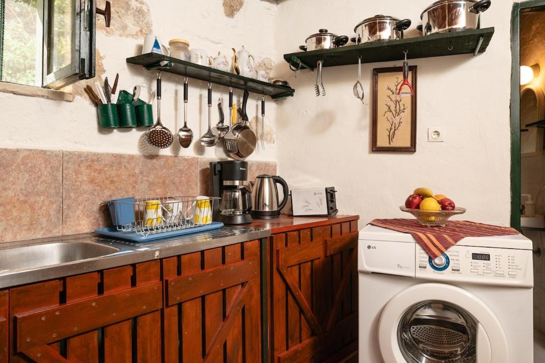 Photo of Kitchen in Embrosneros
