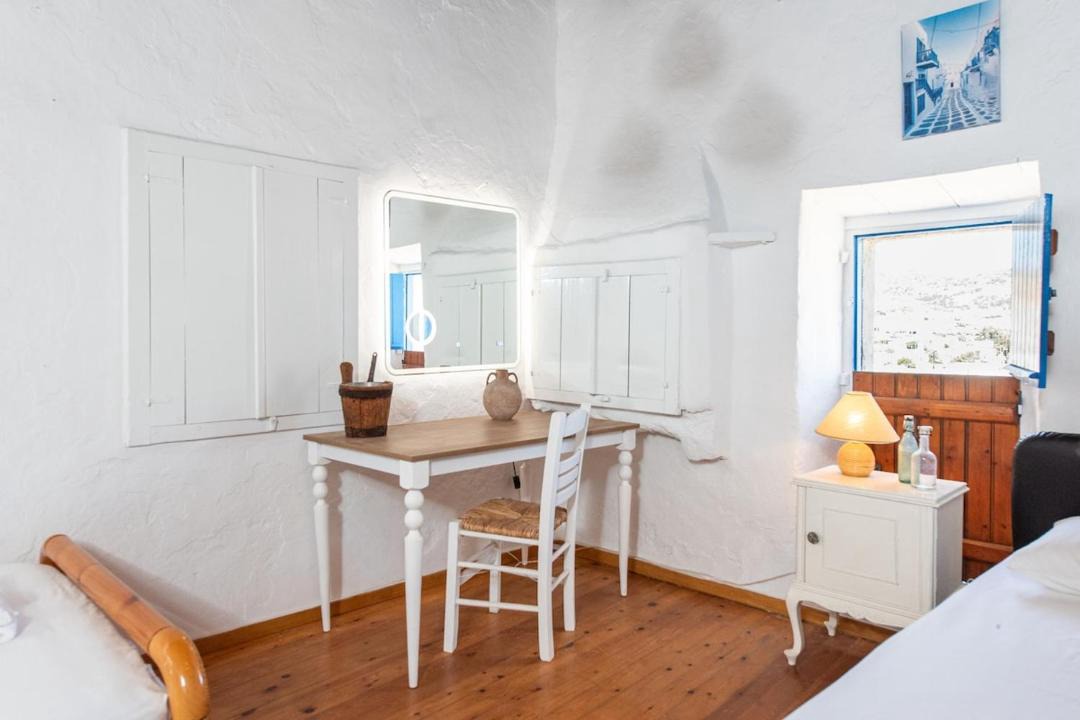 Photo of Bedroom in Psathi