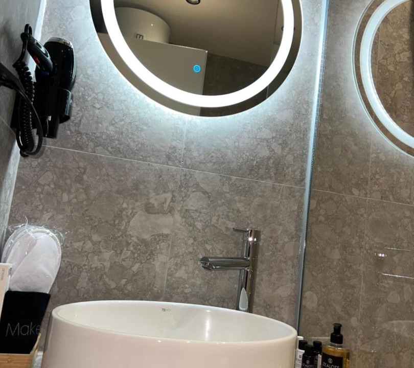 Photo of Bathroom in Ioannina Town Centre