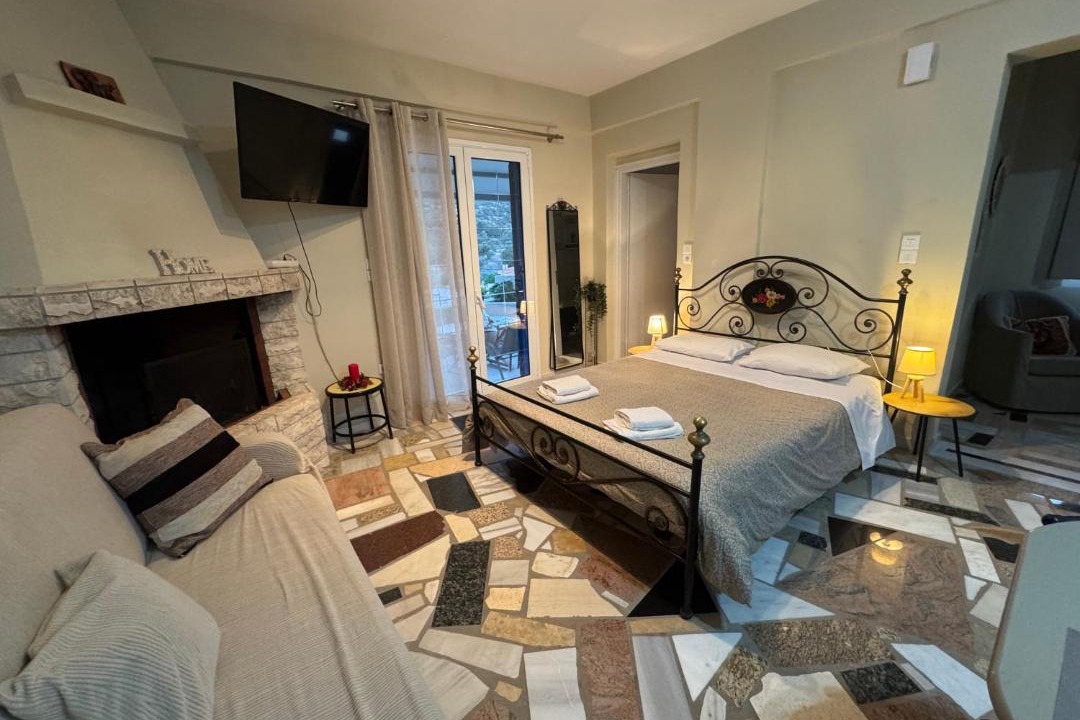 Photo of Bedroom in Palaia Fokaia