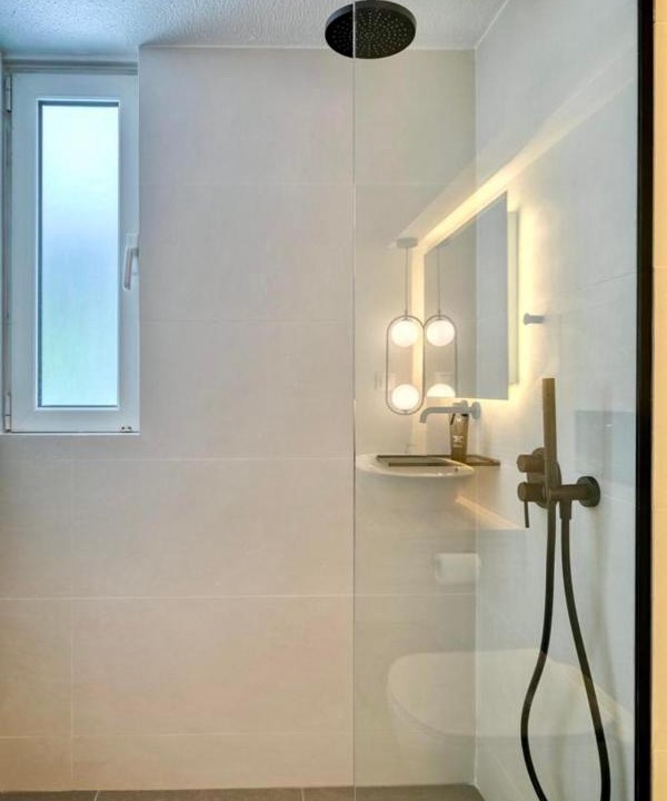 Photo of Bathroom in Vouliagmeni