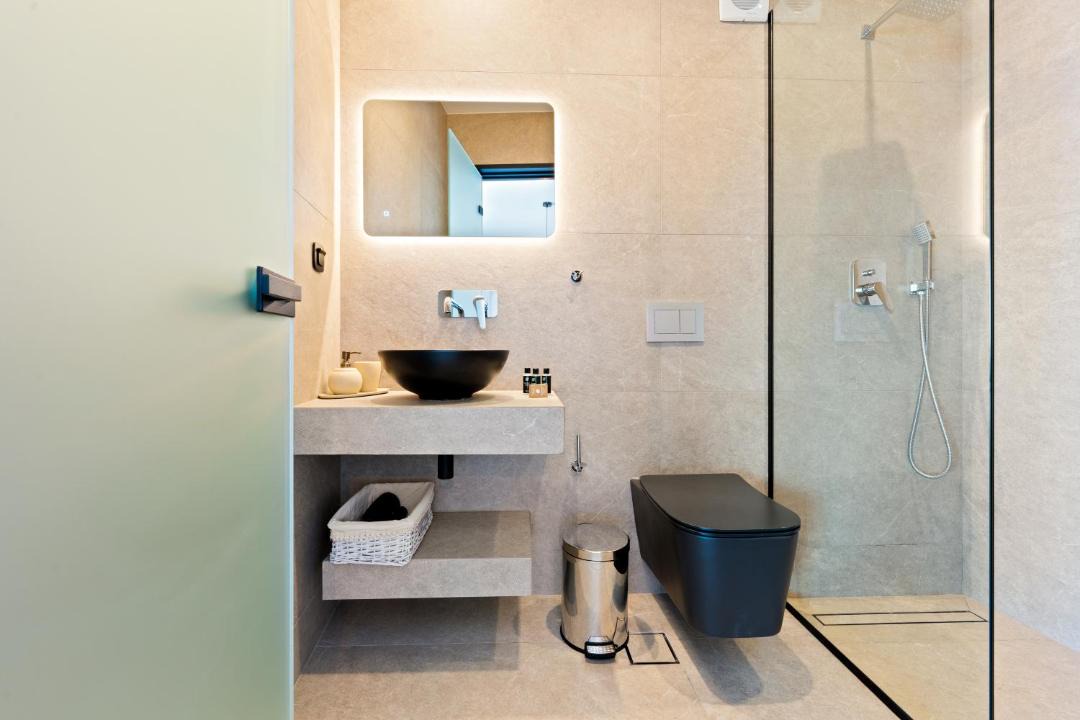 Photo of Bathroom in Perigiali