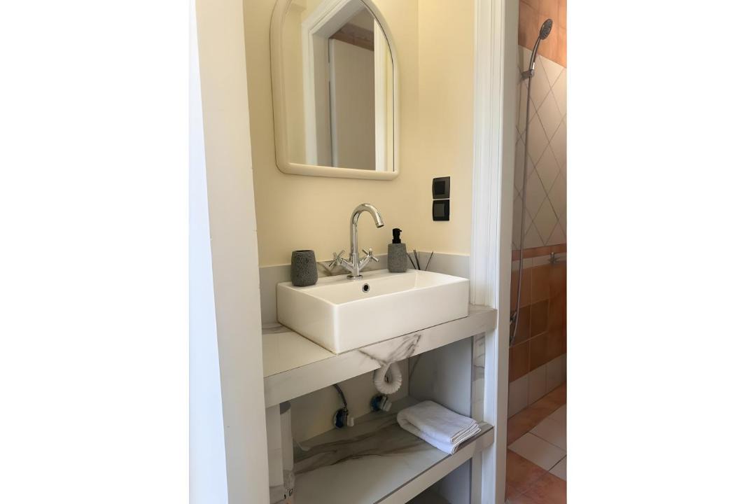 Photo of Bathroom in Episkopos