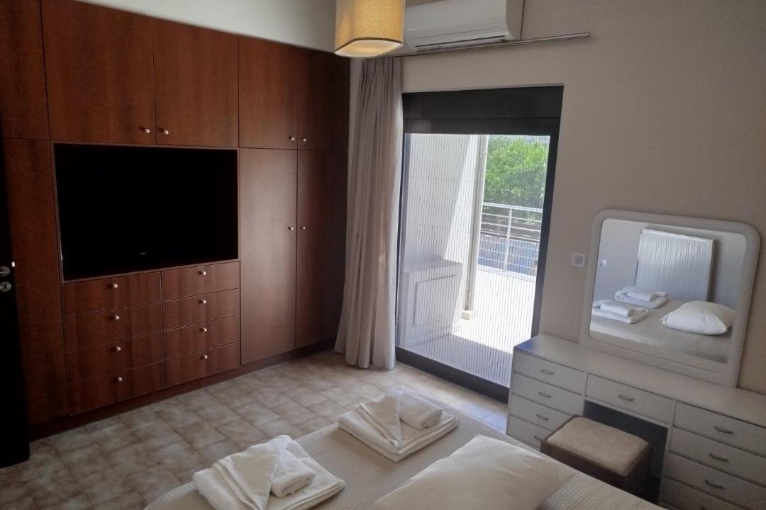 Photo of Bedroom in Skines