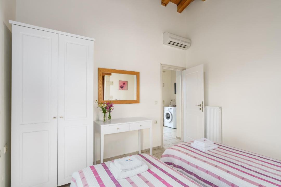Photo of Bedroom in Pikris