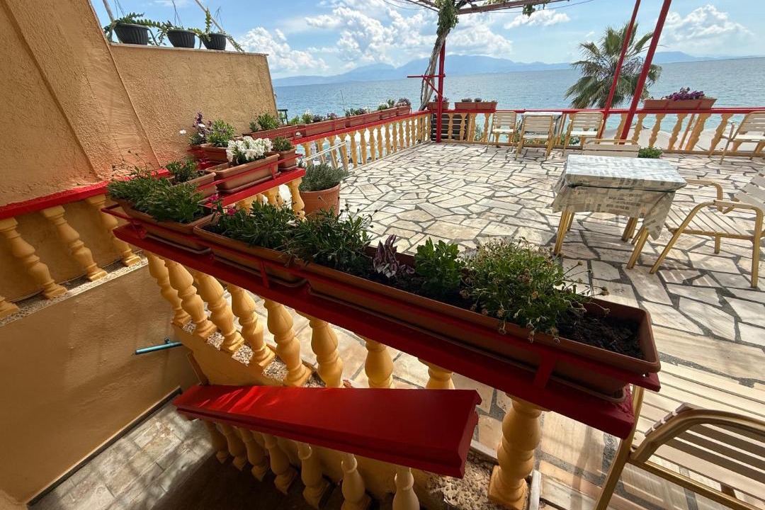 Photo of Patio Balcony in Menidion