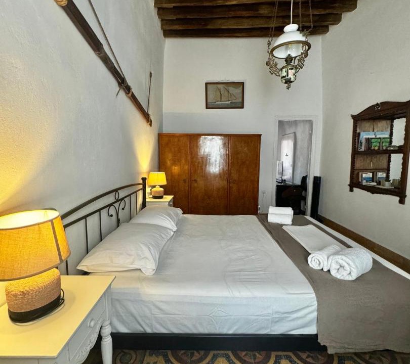 Photo of Bedroom in Kastro