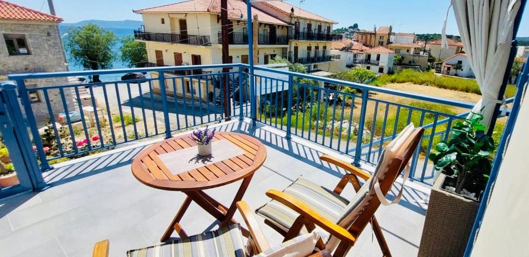 Photo of Patio Balcony in Foinikounta