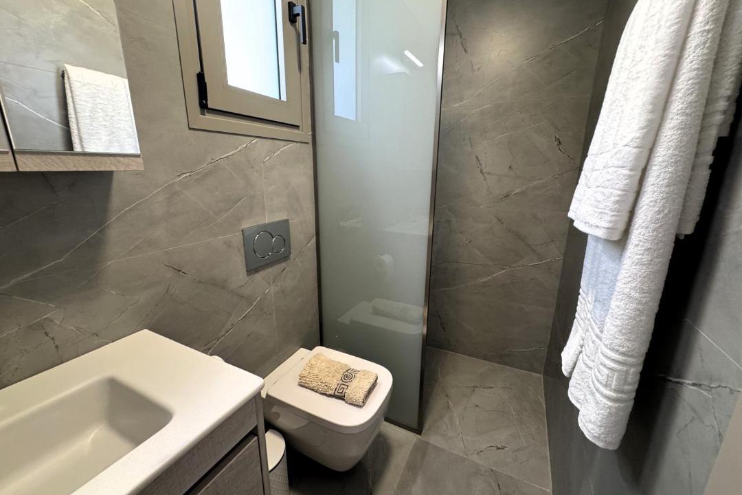 Photo of Bathroom in Petaloudes