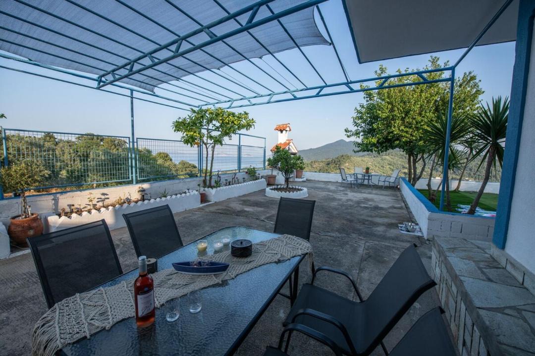 Photo of Patio Balcony in Glossa
