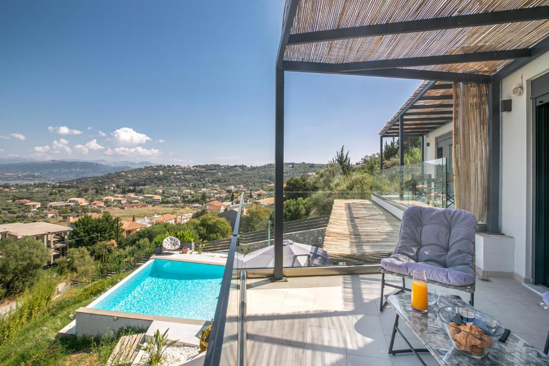 Photo of Patio Balcony in Apolpaina