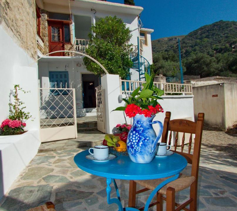 Photo of Patio Balcony in Tzitzifia