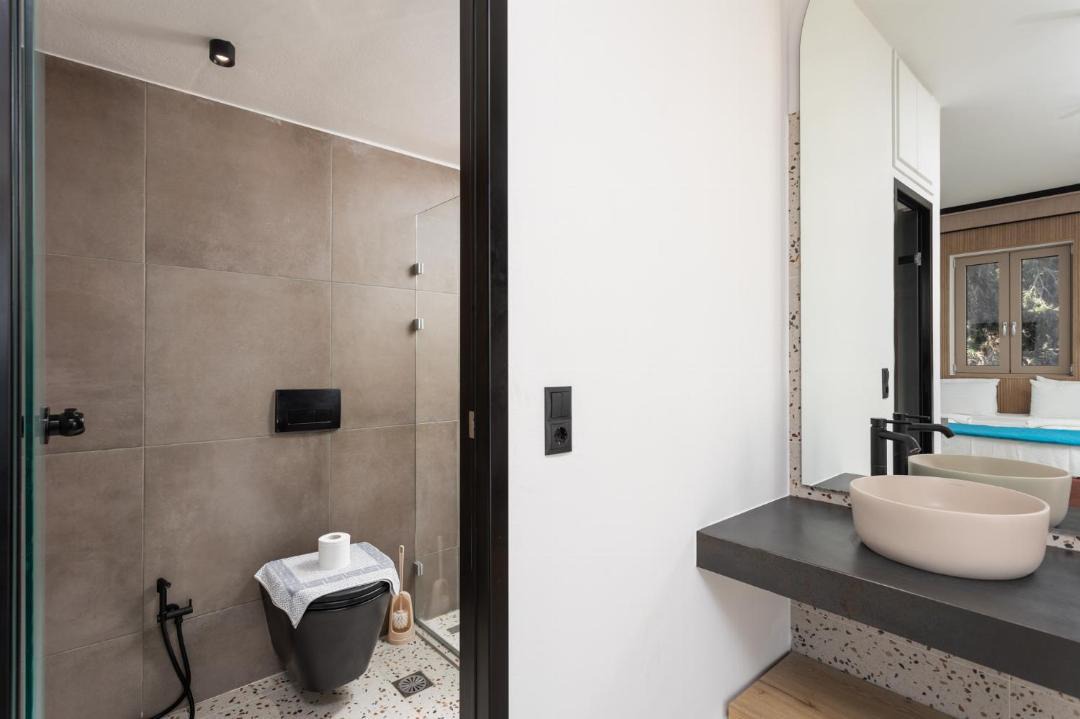 Photo of Bathroom in Maroulas
