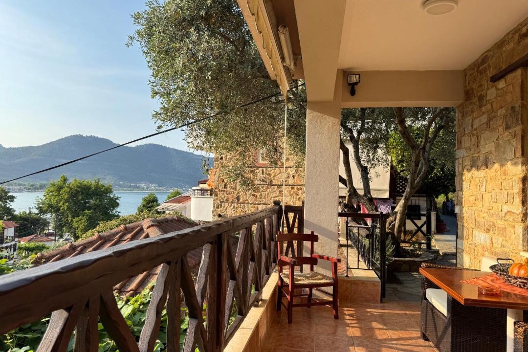 Photo of Patio Balcony in Chrisi Akti
