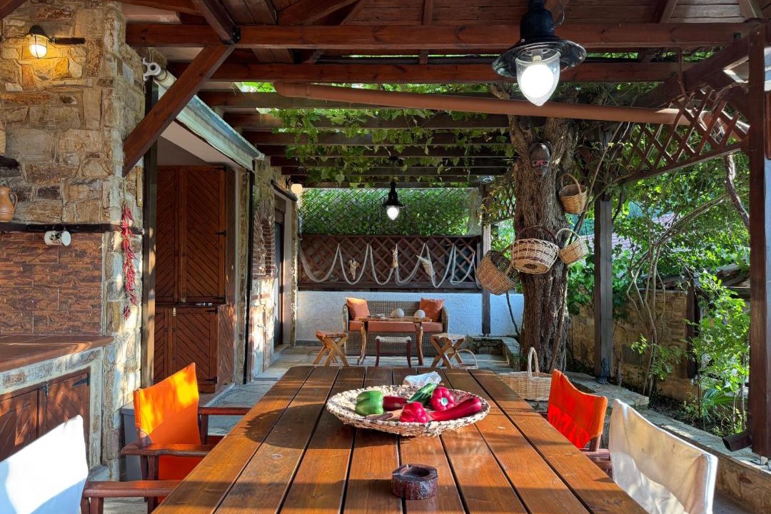 Photo of Patio Balcony in Chrisi Akti
