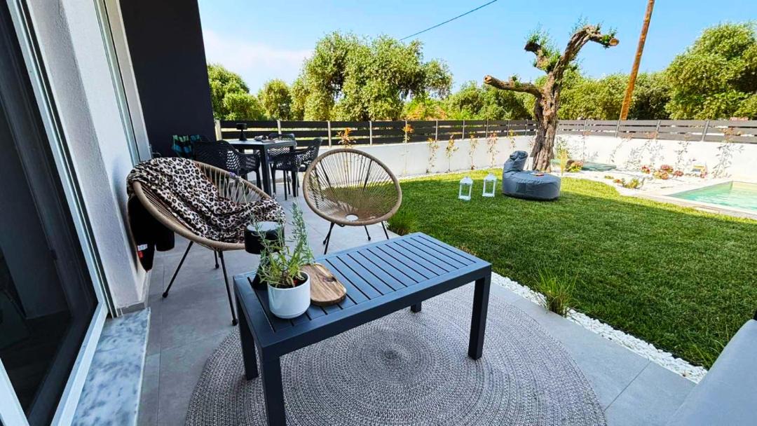 Photo of Patio Balcony in Skala Rachoniou