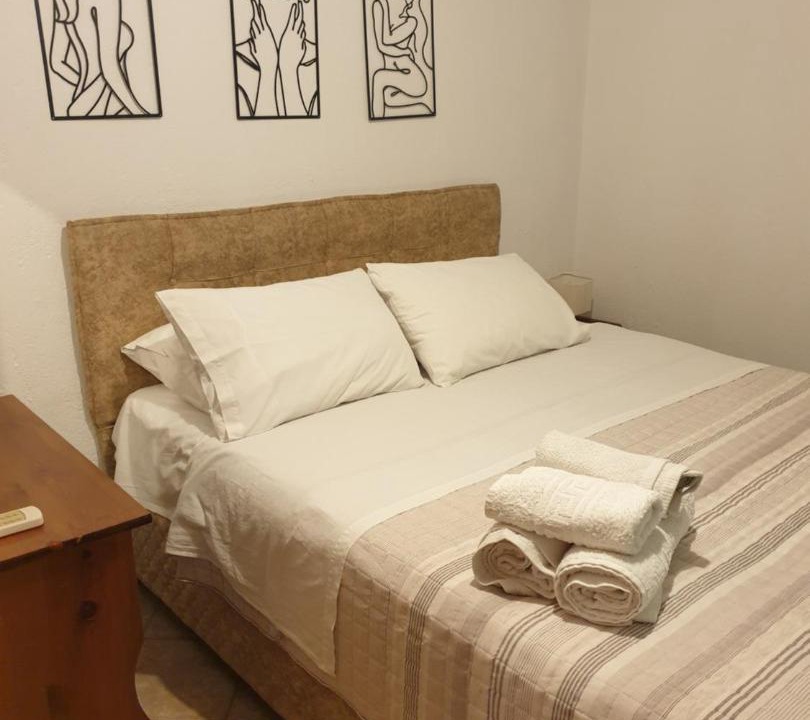 Photo of Bedroom in Glossa