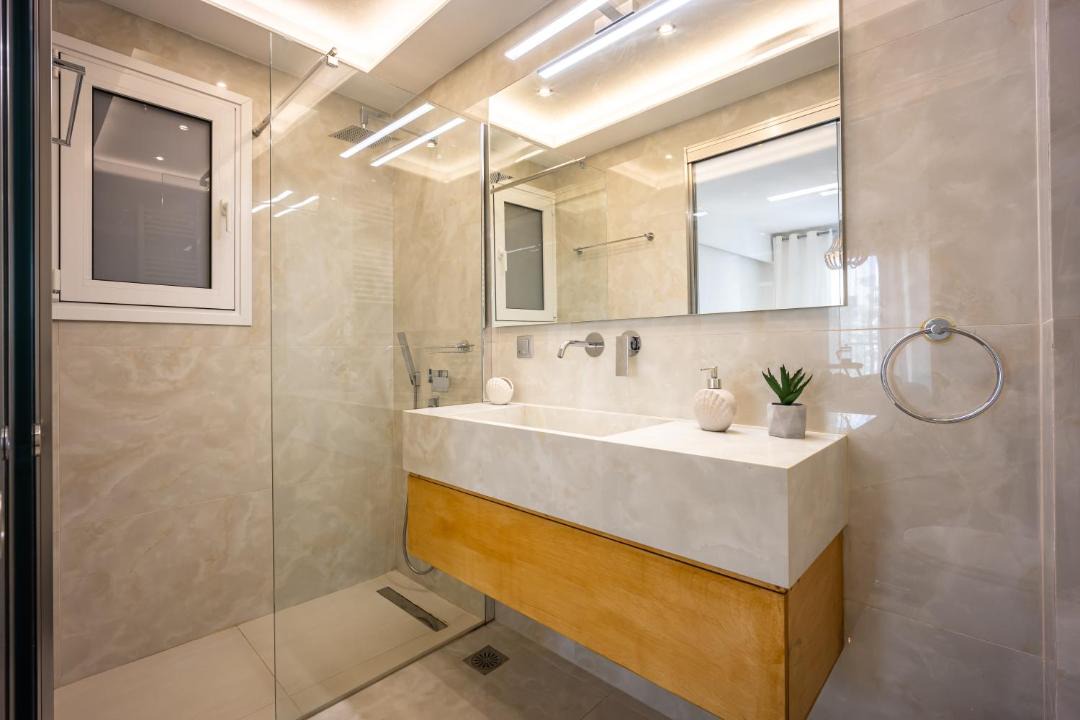 Photo of Bathroom in Nea Smirni