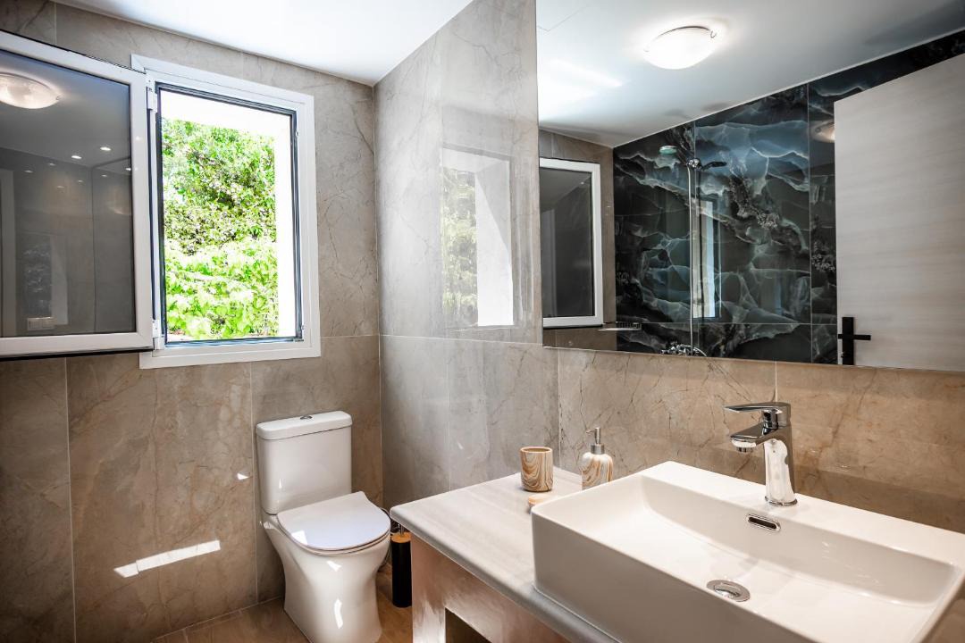 Photo of Bathroom in Kaligata