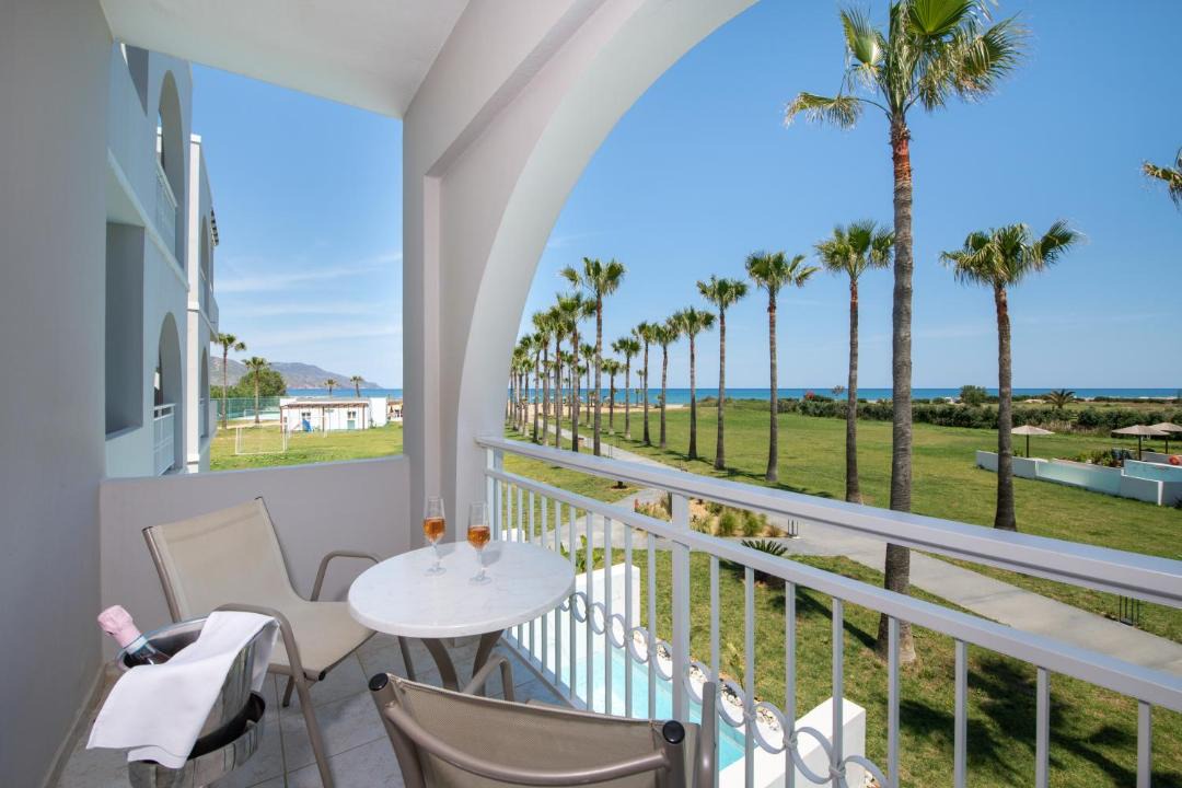 Photo of Patio Balcony in Paralia Kourna