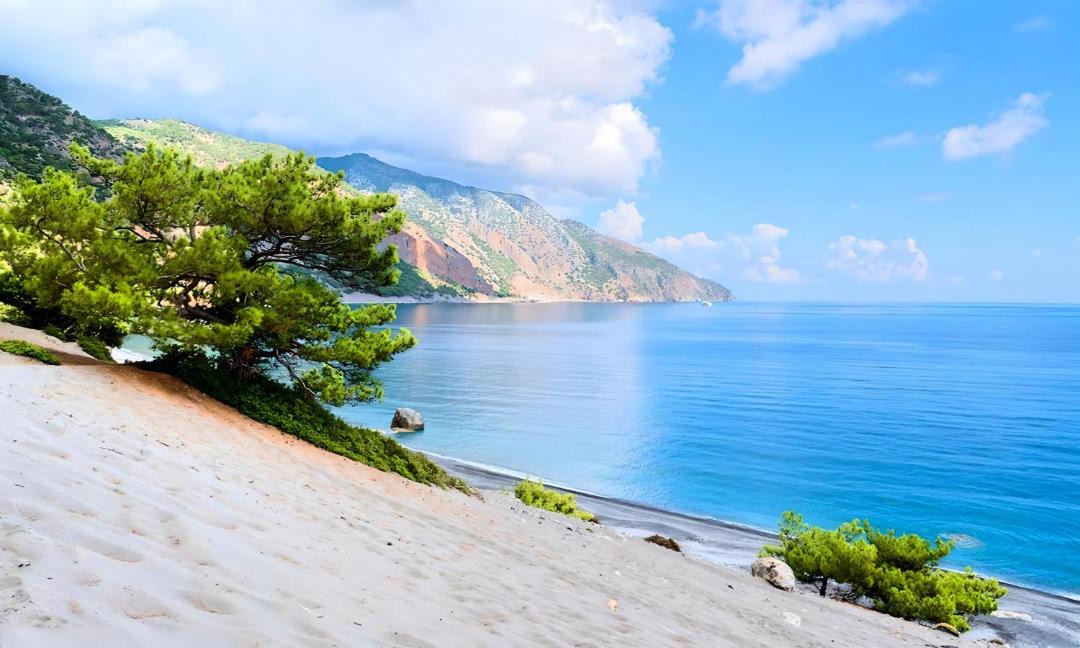 Photo of Others in Paralia Kourna