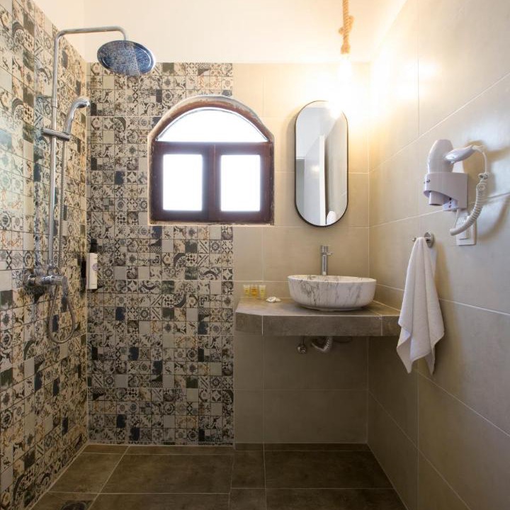 Photo of Bathroom in Loutra Edipsou
