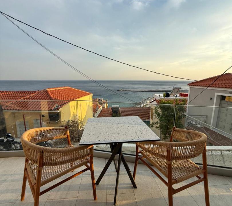 Photo of Patio Balcony in Plomari