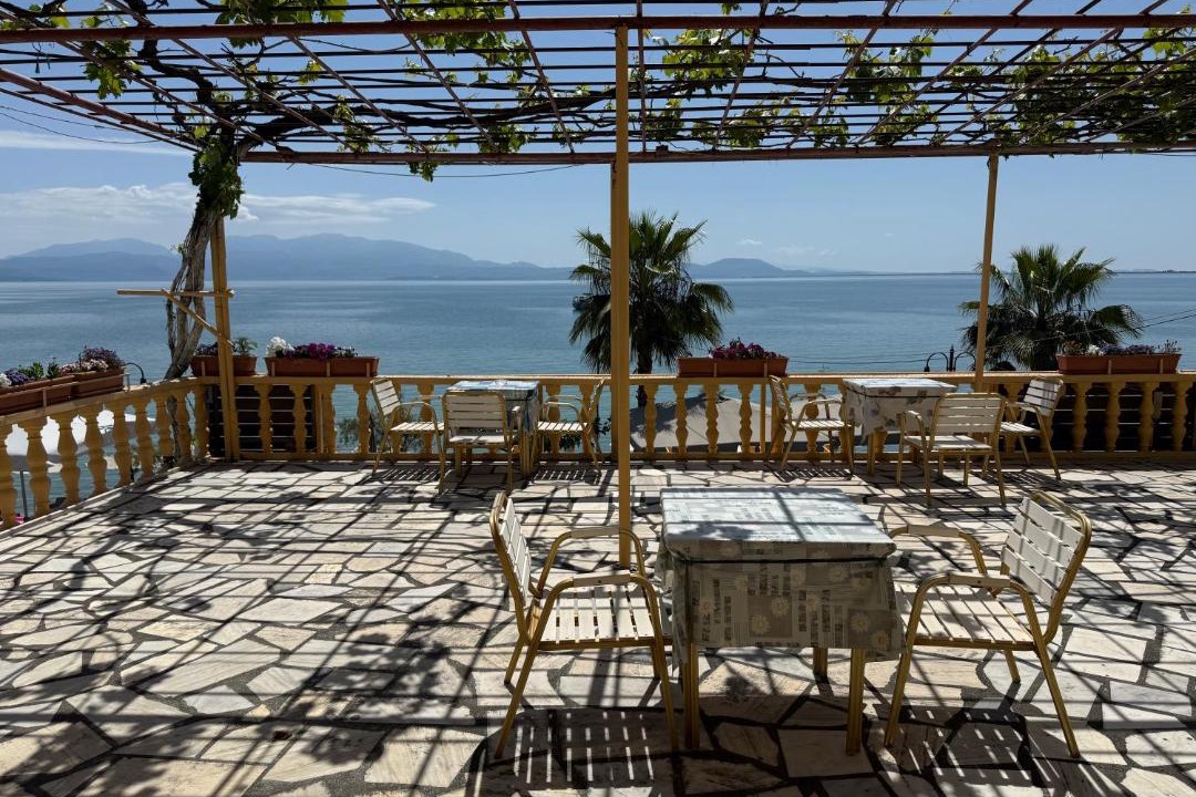 Photo of Patio Balcony in Menidion