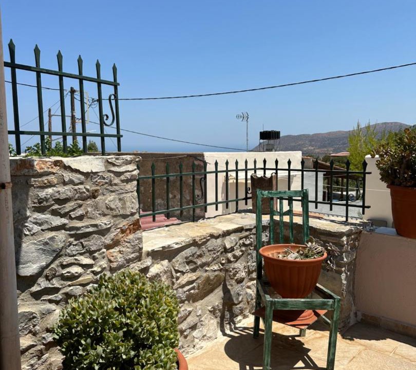 Photo of Patio Balcony in Skotino
