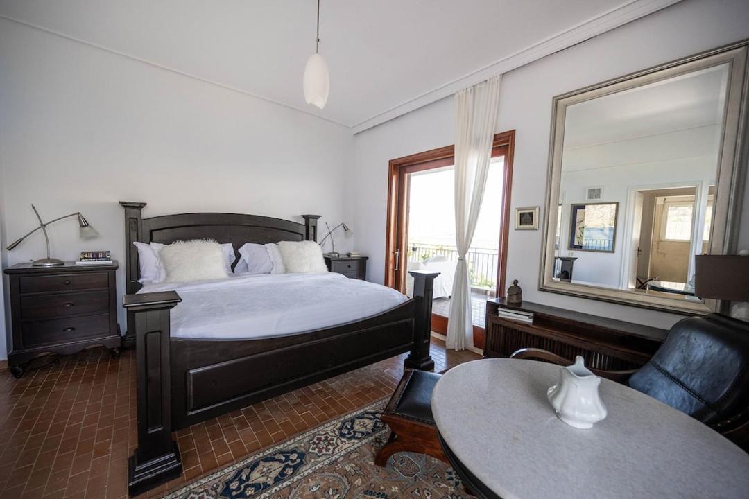 Photo of Bedroom in Limni Vouliagmenis