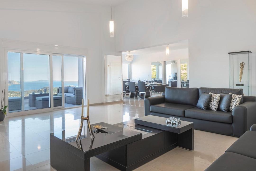 Photo of Livingroom in Saronida