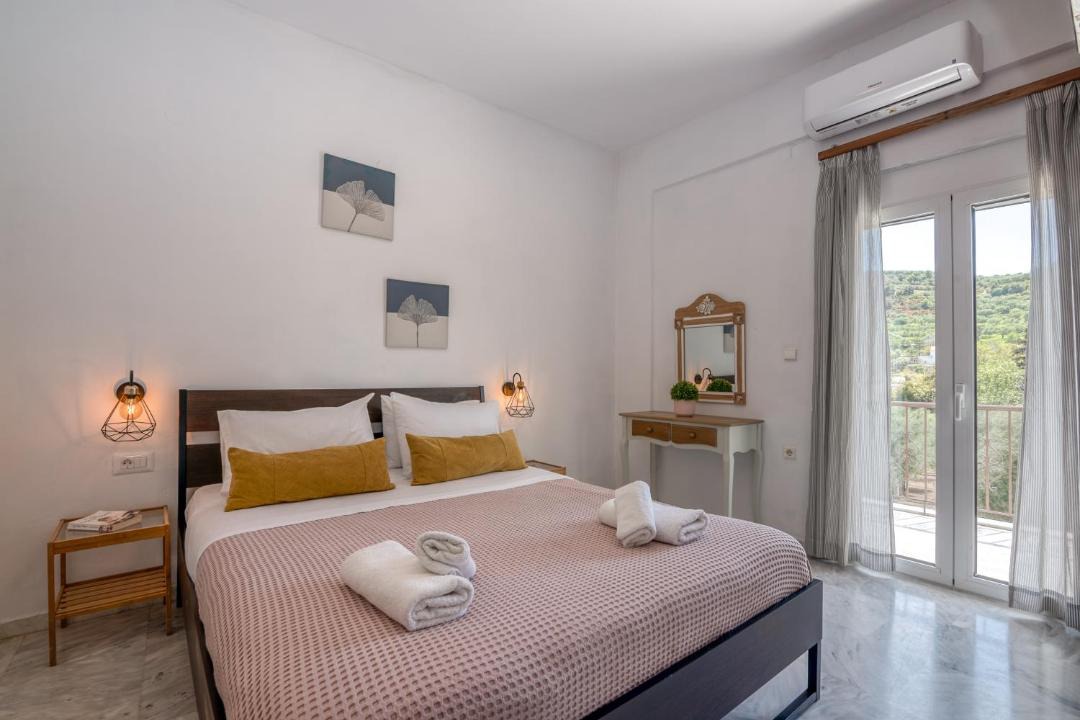 Photo of Bedroom in Kotsiana