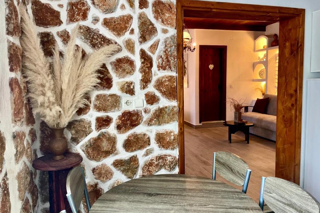 Photo of Others in Alinda