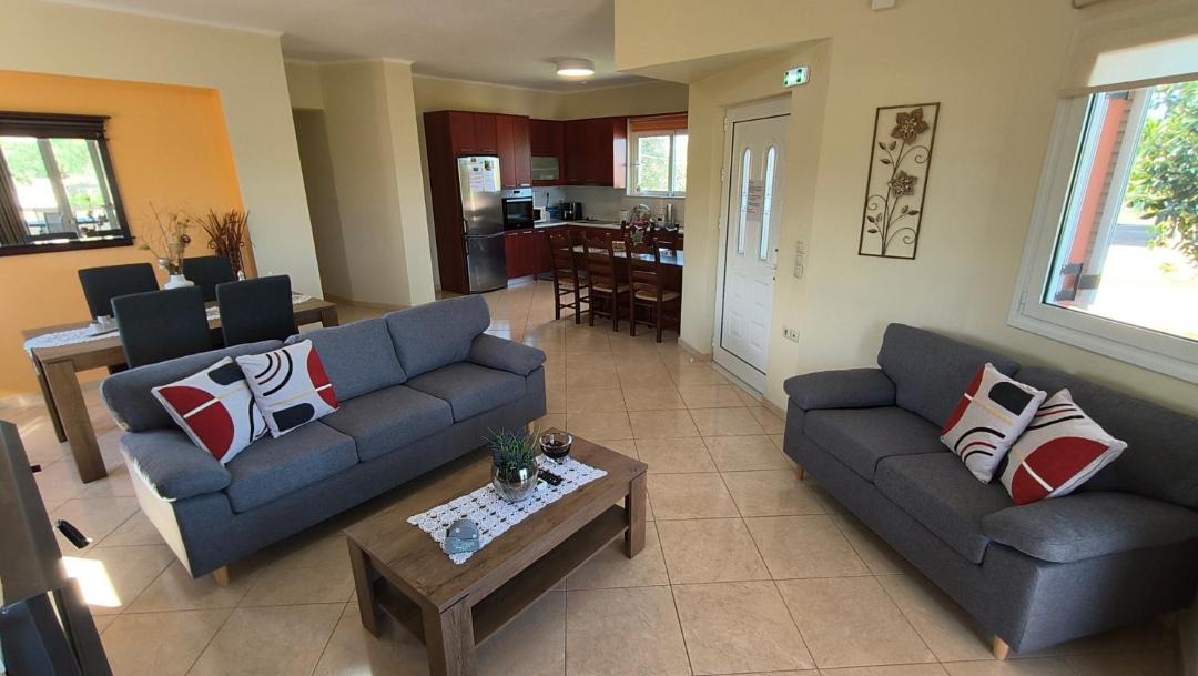 Photo of Livingroom in Pazinos