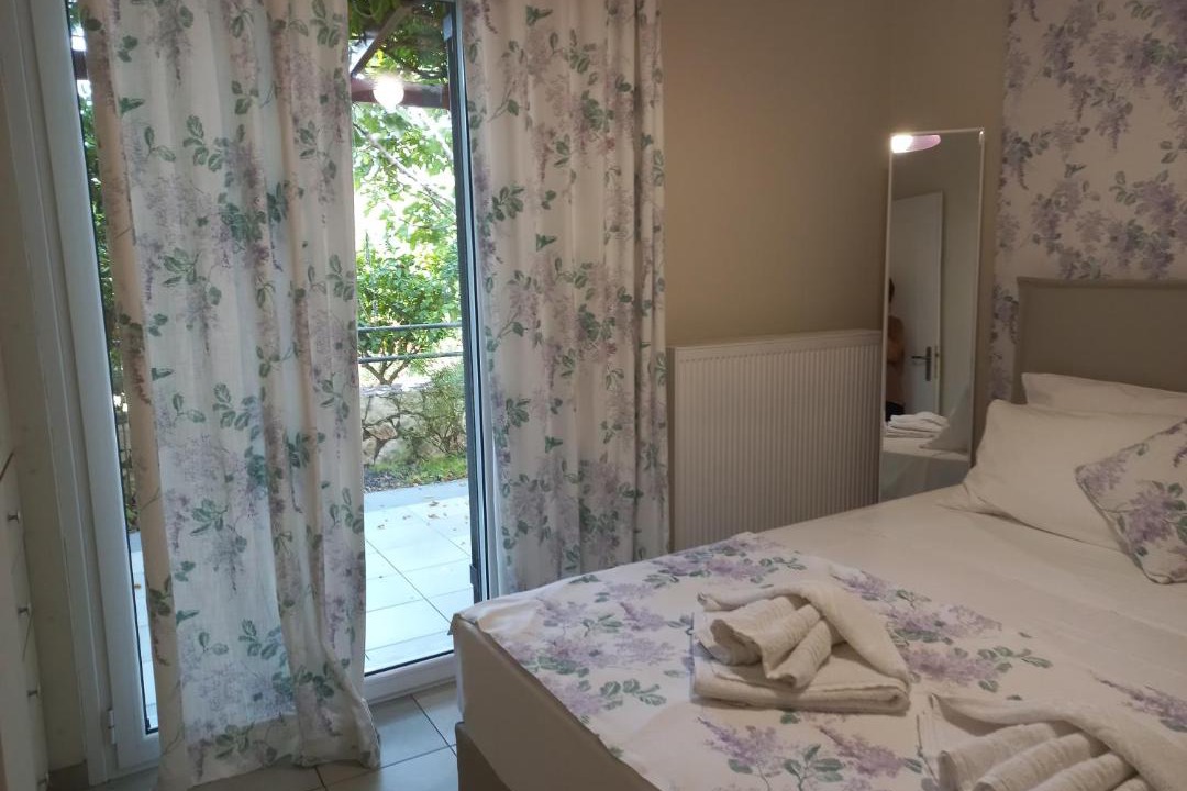 Photo of Bedroom in Khelmata