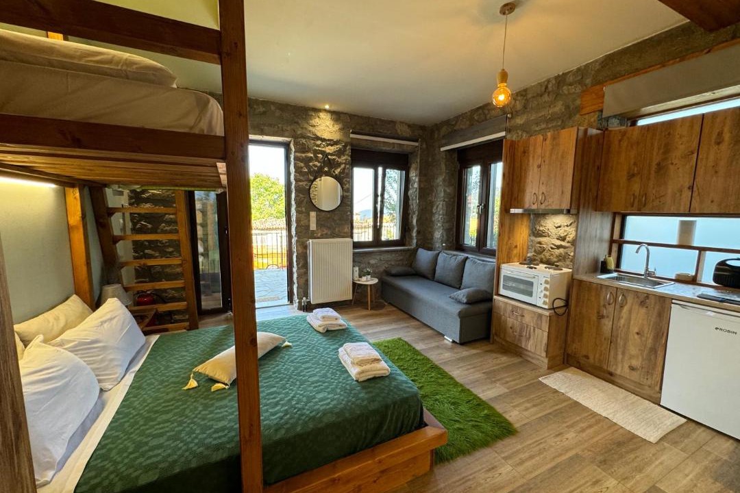 Photo of Bedroom in Lamia