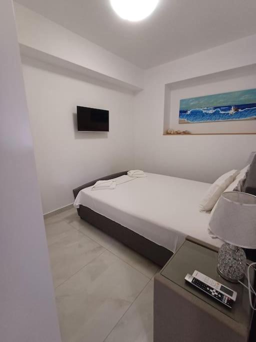 Photo of Bedroom in Minoa Pediada