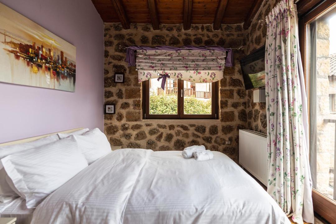 Photo of Bedroom in Synikia Mesi Trikalon