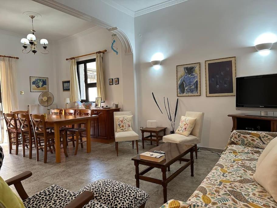 Photo of Others in Killini