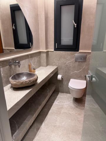 Photo of Bathroom in Golden Beach