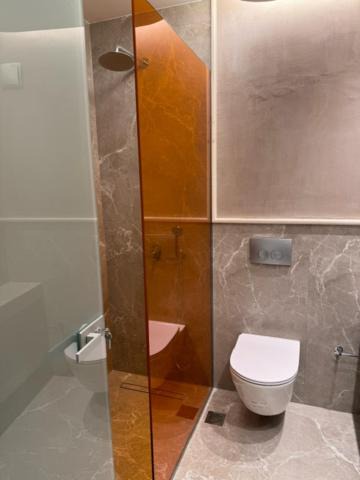 Photo of Bathroom in Golden Beach