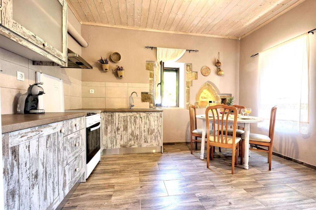 Photo of Kitchen in Panethimos