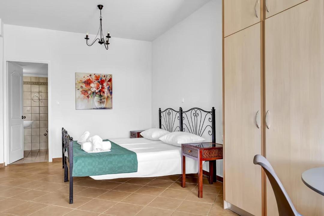 Photo of Bedroom in Parisata