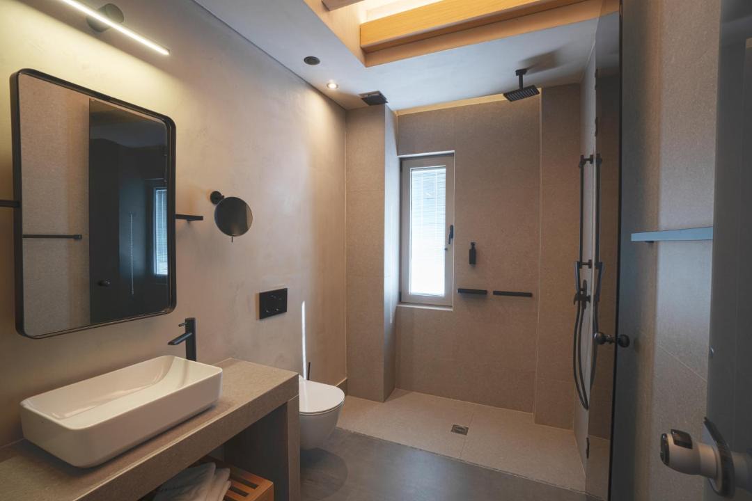 Photo of Bathroom in Anopolis