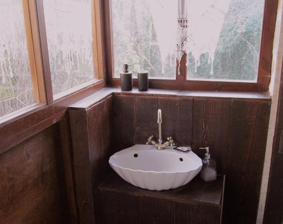 Photo of Bathroom in Mixorrouma