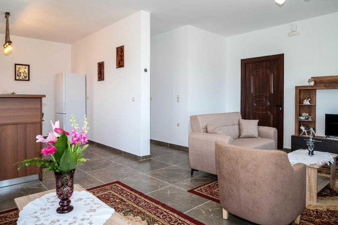 Photo of Others in Theologos