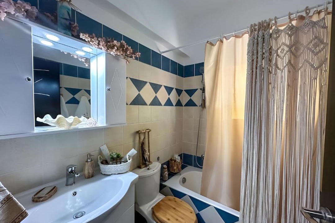 Photo of Bathroom in Petaloudes