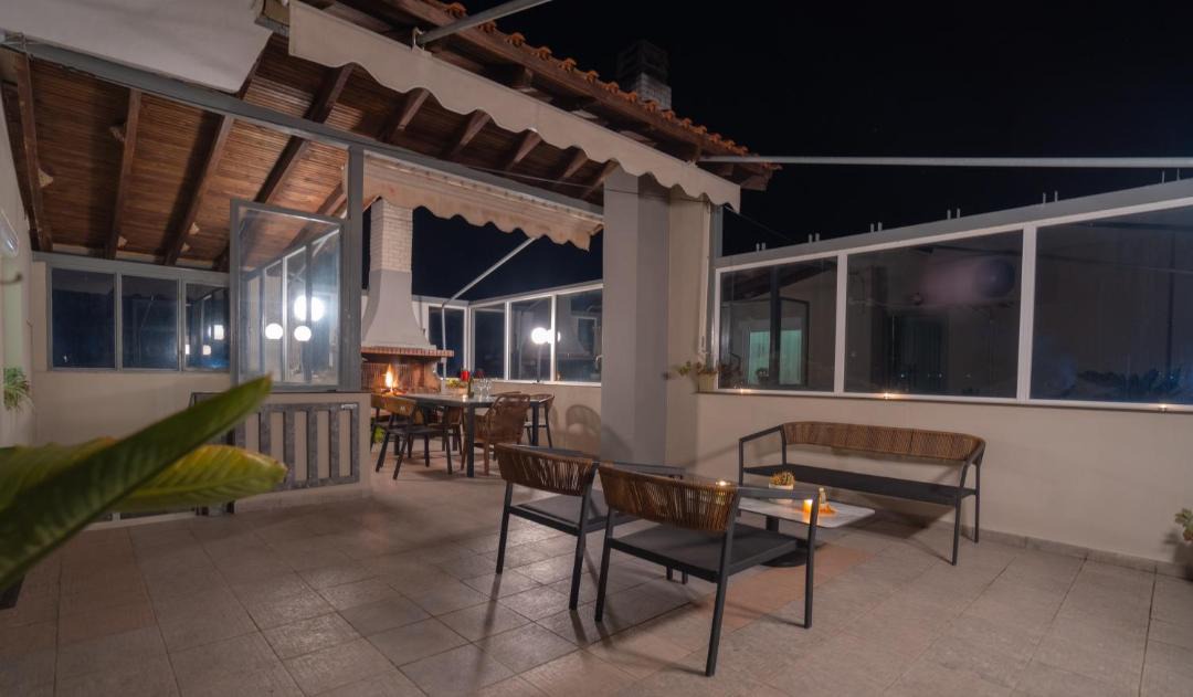 Photo of Patio Balcony in Exaplatanos