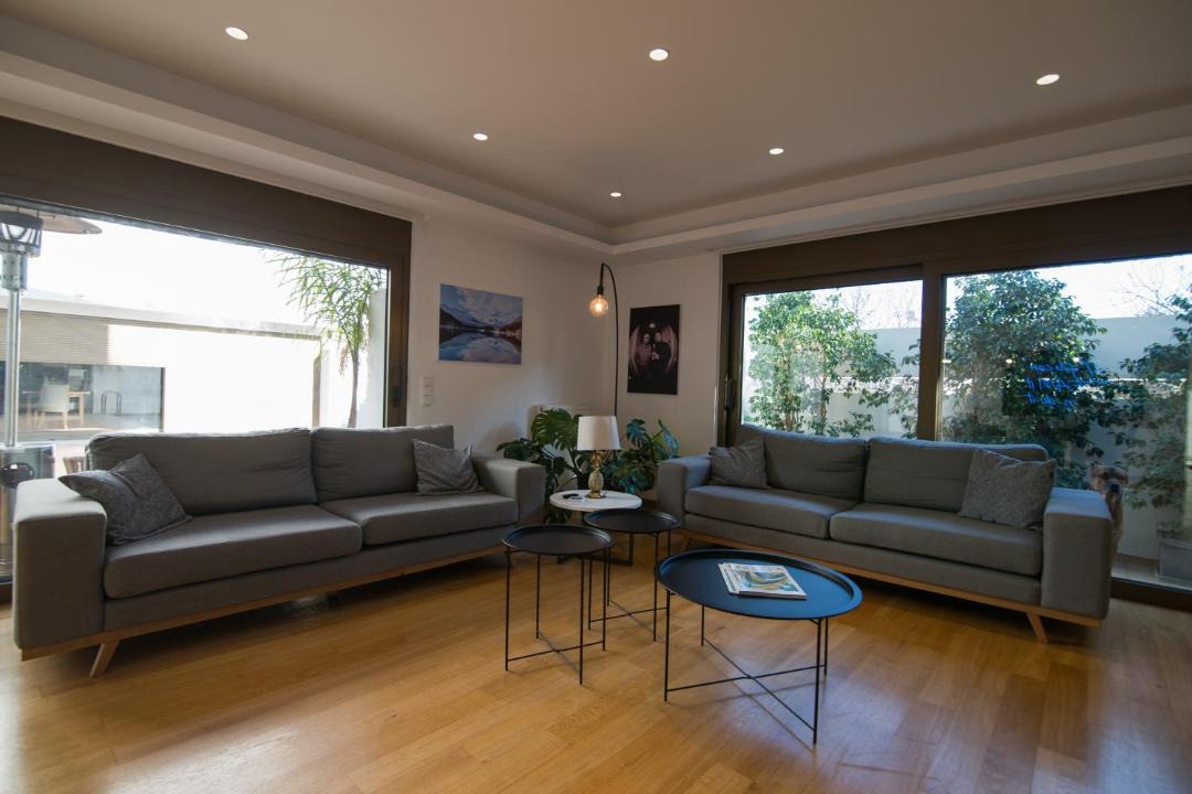 Photo of Livingroom in Vari